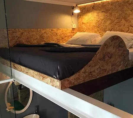 Bed & Breakfast Watermark Surf House *