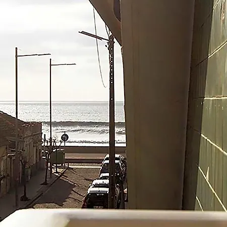 Watermark Surf House Bed & Breakfast