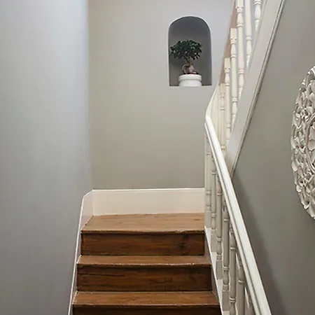 B&B Watermark Surf House 에스피뇨