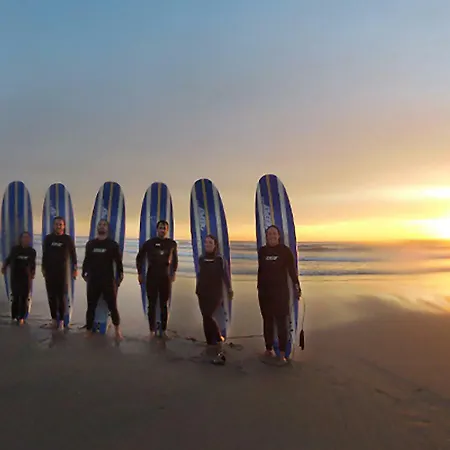 B&B Watermark Surf House 에스피뇨