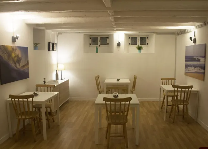 Watermark Surf House Bed & Breakfast Espinho (Aveiro)