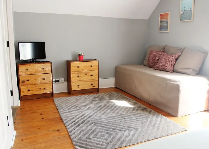 Watermark Surf House Bed & Breakfast *