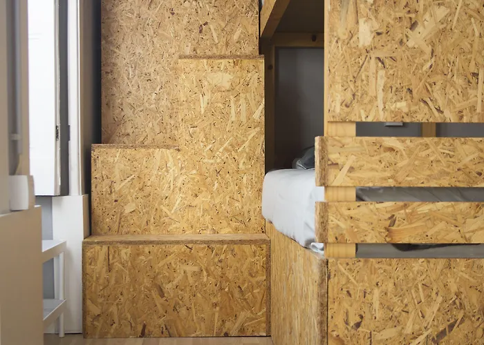 Watermark Surf House Espinho